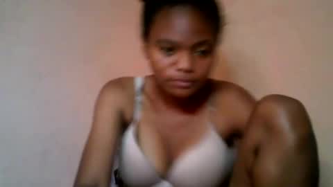 herisse01 online show from May 22, 9:59 am