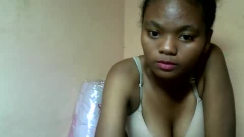 herisse01 online show from May 27, 5:21 pm