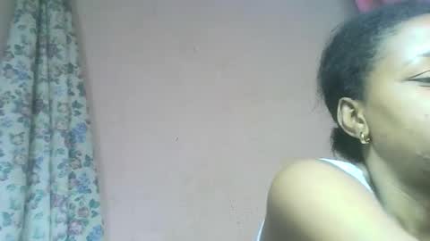 Snapshot of hervea9794 chatting on April 10, 8:41 am Hervea9794 online show from April 10, 8:41 am