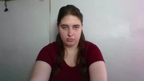 hess_luna_ online show from October 14, 9:10 am