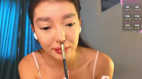 Audrey online show from May 20, 6:19 am