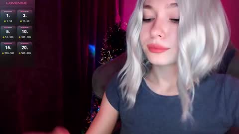  Nora  online show from December 29, 9:20 pm