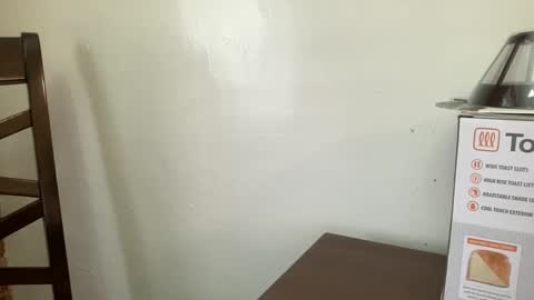 Snapshot of heybluebabe chatting on February 12, 6:09 pm Blue online show from February 12, 6:09 pm