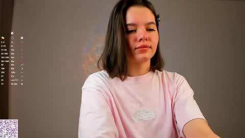 Laura online show from May 3, 1:33 am