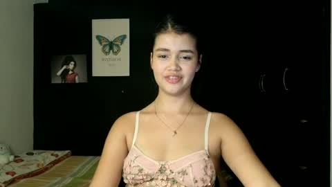 heyits_mia online show from July 8, 3:22 am