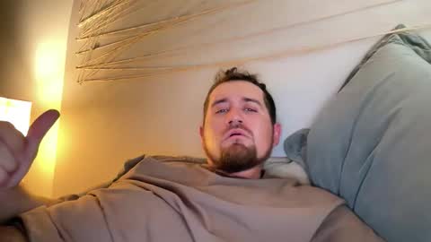 Snapshot of heyitsryan01 chatting on November 4, 6:07 pm heyitsryan01 online show from November 4, 6:07 pm