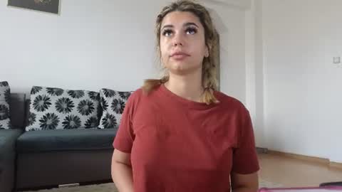 Snapshot of heysianna chatting on June 30, 11:00 am Siana online show from June 30, 11:00 am