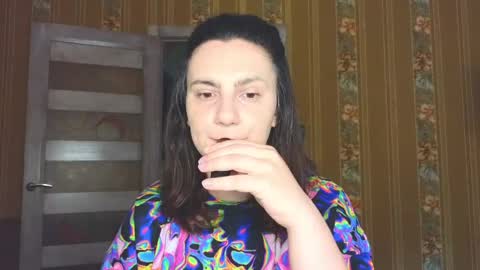 Snapshot of heyy_baddie chatting on May 28, 2:14 pm Heyy baddie online show from May 28, 2:14 pm