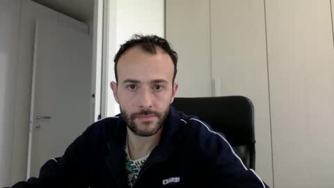 hhombre online show from April 13, 11:48 am