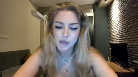 Hi lina online show from June 20, 2:36 am
