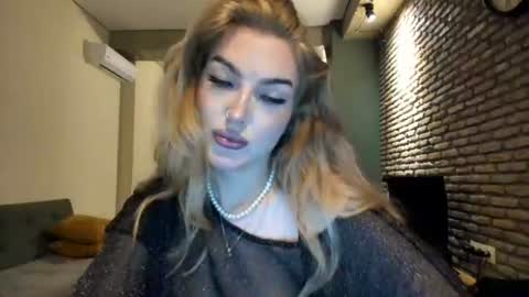 Hi lina online show from June 25, 2:22 am