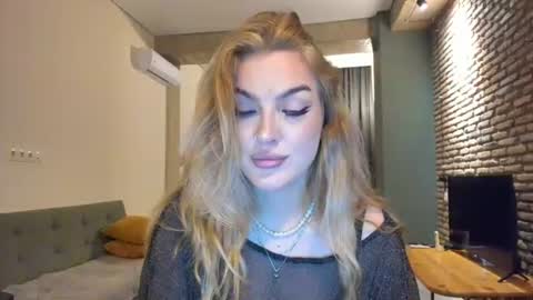 Hi lina online show from June 25, 5:12 am
