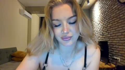 Hi lina online show from June 26, 2:38 am