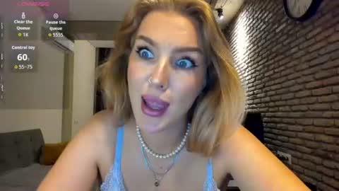 Hi lina online show from July 31, 3:39 am