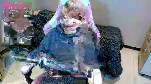 Snapshot of hi_scarlett chatting on January 26, 1:36 pm hi_scarlett online show from January 26, 1:36 pm