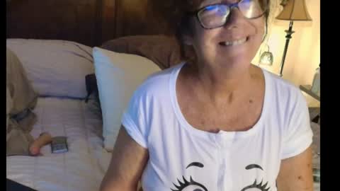 hidden_gold_milf online show from July 14, 2:05 am