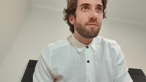 HiddenGaze online show from February 16, 5:14 am