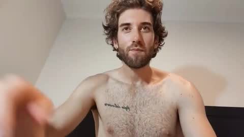 HiddenGaze online show from February 18, 3:52 pm