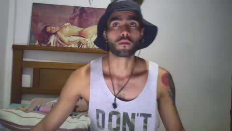 Snapshot of hideonbush051 chatting on September 16, 1:12 pm hideonbush online show from September 16, 1:12 pm