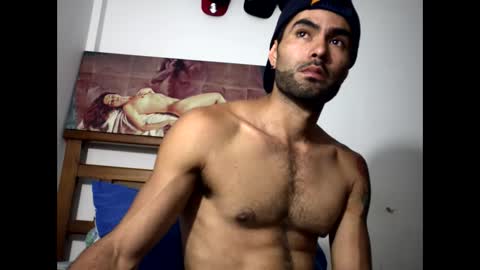 hideonbush online show from February 24, 12:03 pm