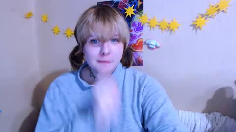 Hikiko online show from July 25, 11:02 pm