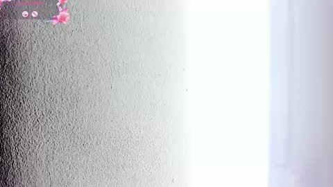 Hilary Thomsom online show from February 6, 12:19 pm