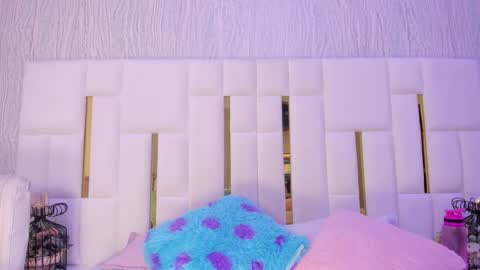 Hillary online show from October 21, 11:44 am