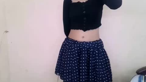 Himani online show from February 16, 2:02 pm