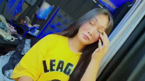 Snapshot of himarika chatting on January 27, 1:05 am yuricah online show from January 27, 1:05 am