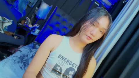 Snapshot of himarika chatting on January 28, 7:53 am yuricah online show from January 28, 7:53 am