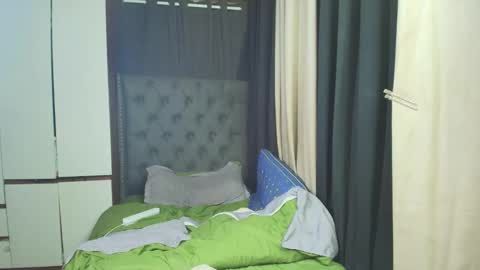 Snapshot of himarika chatting on February 1, 6:56 am yuricah online show from February 1, 6:56 am