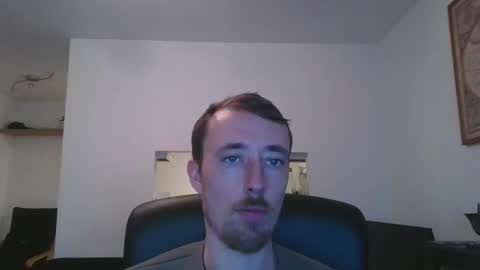 Snapshot of himerosj chatting on January 8, 12:29 pm himerosj online show from January 8, 12:29 pm