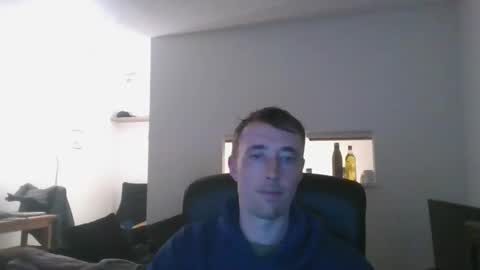 Snapshot of himerosj chatting on March 15, 5:41 pm himerosj online show from March 15, 5:41 pm
