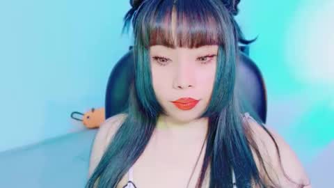 Hinata online show from June 3, 9:45 am
