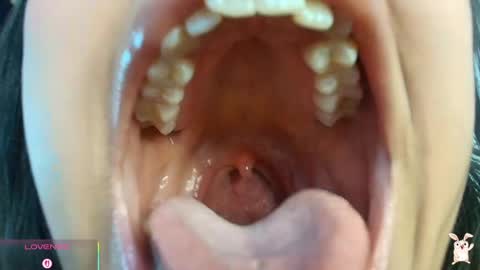 hinata online show from April 16, 9:15 pm