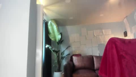 Snapshot of hinnata69 chatting on February 14, 12:46 pm Hinnata online show from February 14, 12:46 pm