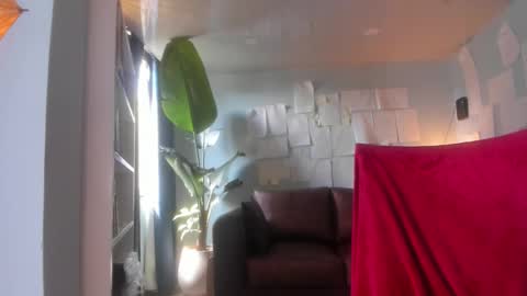 Snapshot of hinnata69 chatting on February 21, 7:04 pm Hinnata online show from February 21, 7:04 pm