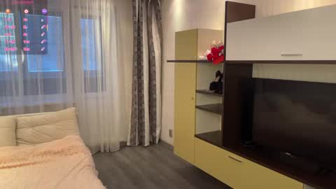 Leya Day Mary Night   PvT Open online show from February 5, 6:51 am