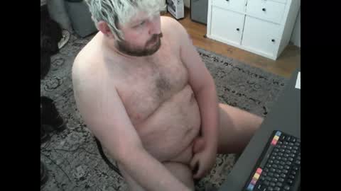 hipguy91 online show from July 12, 5:26 pm