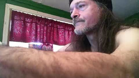 hippiedad333 online show from May 1, 11:20 pm