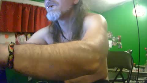 hippiedad333 online show from June 21, 3:31 am