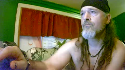 hippiedad333 online show from July 3, 1:01 am