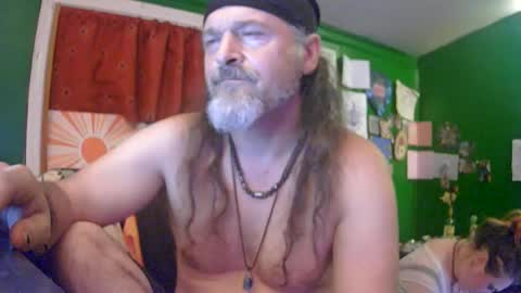 hippiedad333 online show from July 10, 2:49 am