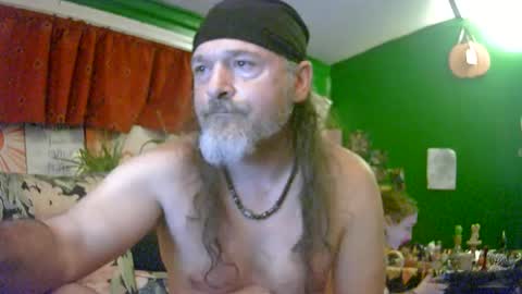 hippiedad333 online show from July 17, 2:07 am