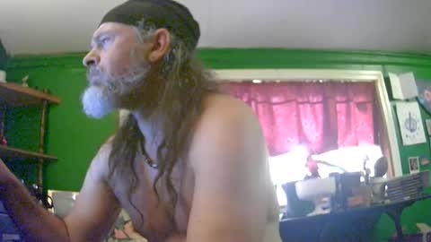 hippiedad333 online show from July 27, 10:06 pm