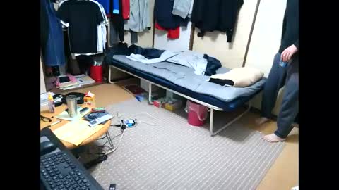 Snapshot of hiro110 chatting on January 2, 7:18 pm hiro110 online show from January 2, 7:18 pm