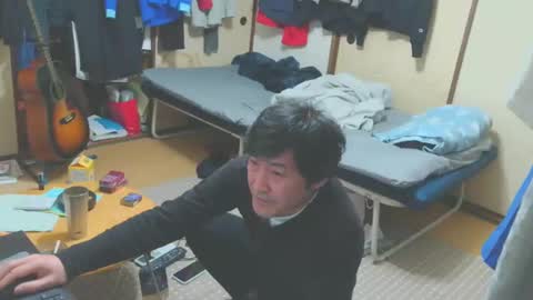 Snapshot of hiro110 chatting on February 22, 8:20 pm hiro110 online show from February 22, 8:20 pm