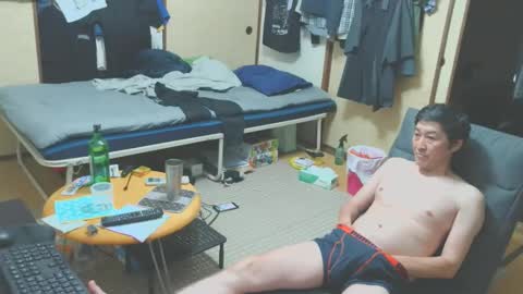 Snapshot of hiro110 chatting on September 17, 12:29 pm hiro110 online show from September 17, 12:29 pm