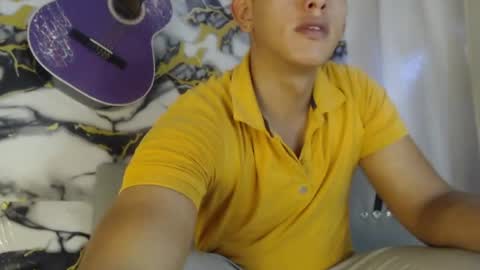 Snapshot of hiroshi_shen2 chatting on May 6, 1:49 pm hirosi shen online show from May 6, 1:49 pm