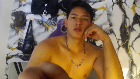 Snapshot of hiroshi_shen2 chatting on May 27, 11:51 am hirosi shen online show from May 27, 11:51 am
